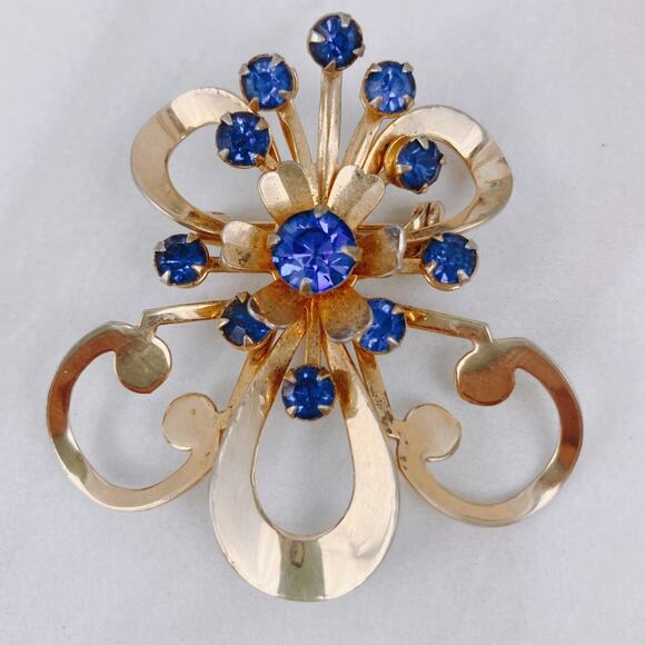 Vintage 1940s Gold Tone Brooch Blue Rhinestone Mid Century Floral Pin Jewelry - Picture 10 of 10